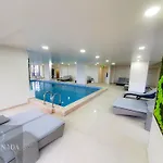 Breeze Pool & Mamaia Nord 3*