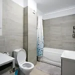 Appartamento Breeze Pool & Mamaia Nord 3*
