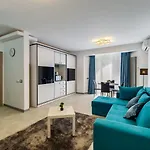 Breeze Pool & Mamaia Nord Năvodari