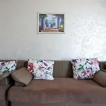 Appartamento Breeze Pool & Mamaia Nord 3*