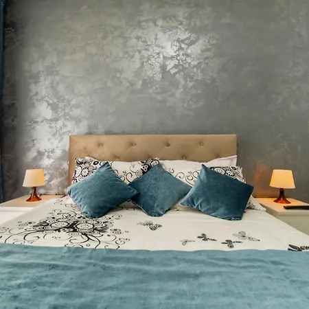 Breeze Pool & Spa Mamaia Nord Apartment Navodari