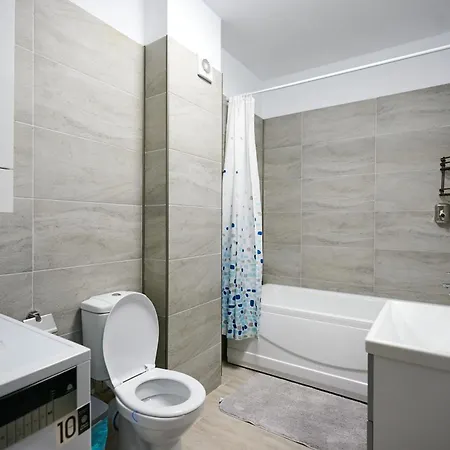 Apartment Breeze Pool & Spa Mamaia Nord *