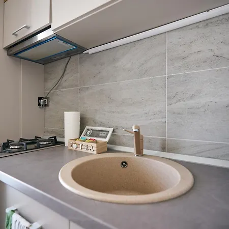 Apartment Breeze Pool & Spa Mamaia Nord *