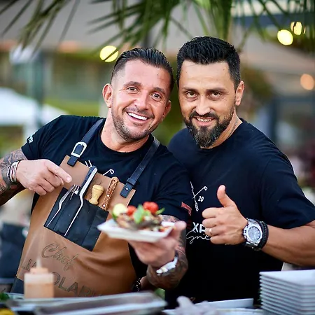 Διαμέρισμα Breeze Pool & Mamaia Nord 3*