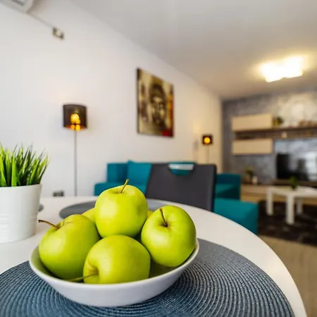 Breeze Pool & Mamaia Nord Năvodari