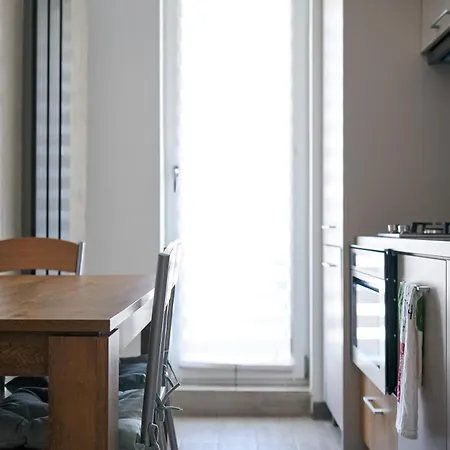 Breeze Pool & Mamaia Nord