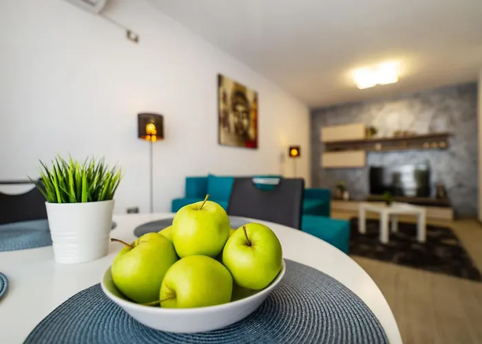 Breeze Pool & Mamaia Nord Năvodari