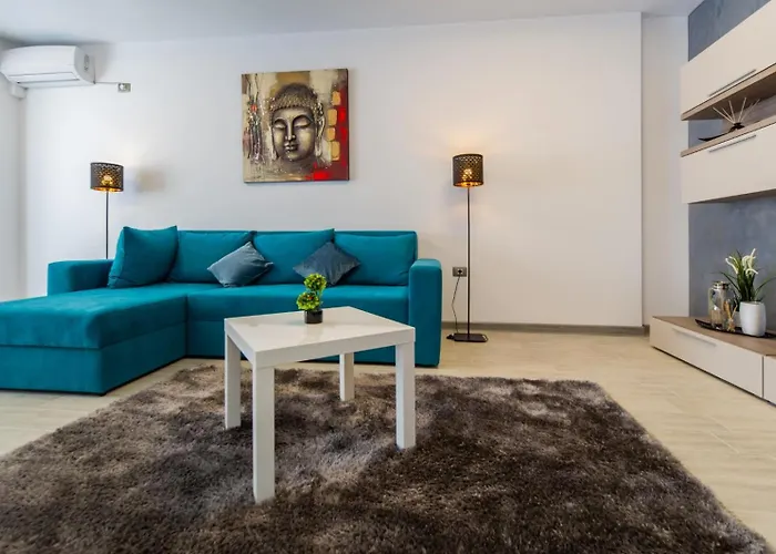 Breeze Pool & Mamaia Nord 3*