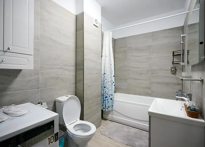 Apartamento Breeze Pool & Mamaia Nord 3*