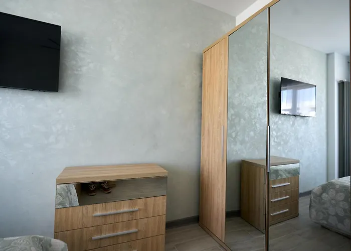 Breeze Pool & Mamaia Nord Apartamento