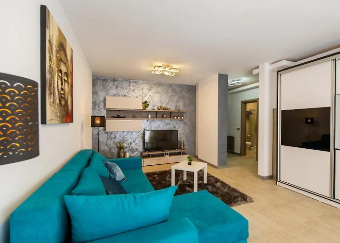 Breeze Pool & Mamaia Nord Năvodari