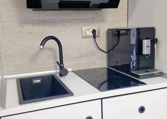 Apartamento Breeze Pool & Mamaia Nord 3*